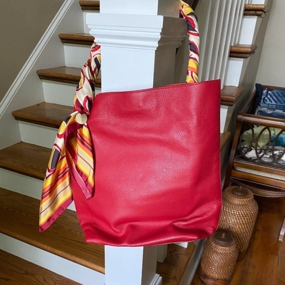 NWOT Anthropologie Maliparmi Hand Held Leather Red Tote - Picture 2 of 6